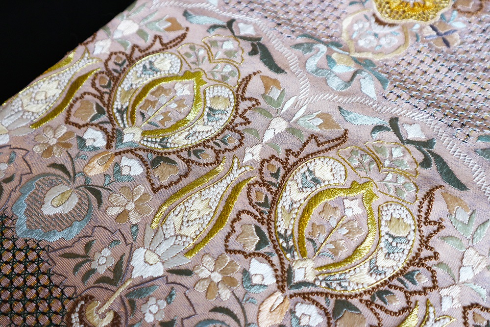 最高級袋帯「蘇州汕頭相良刺繍 唐花華紋」 | 販売着物商品,袋帯,礼装用