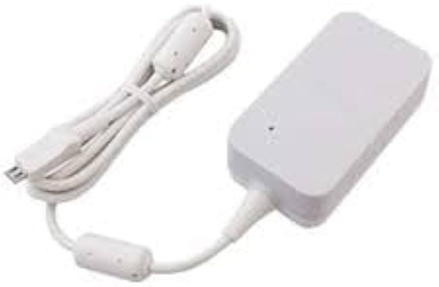 Amazon | 【NTTドコモ純正】急速充電対応 ACアダプタ 05 【ドコモ純正