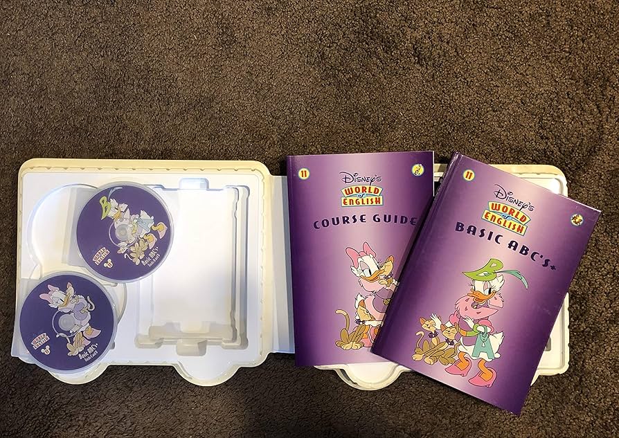 Amazon.com: Disney's World of English 11 El Mundo De Inlges De