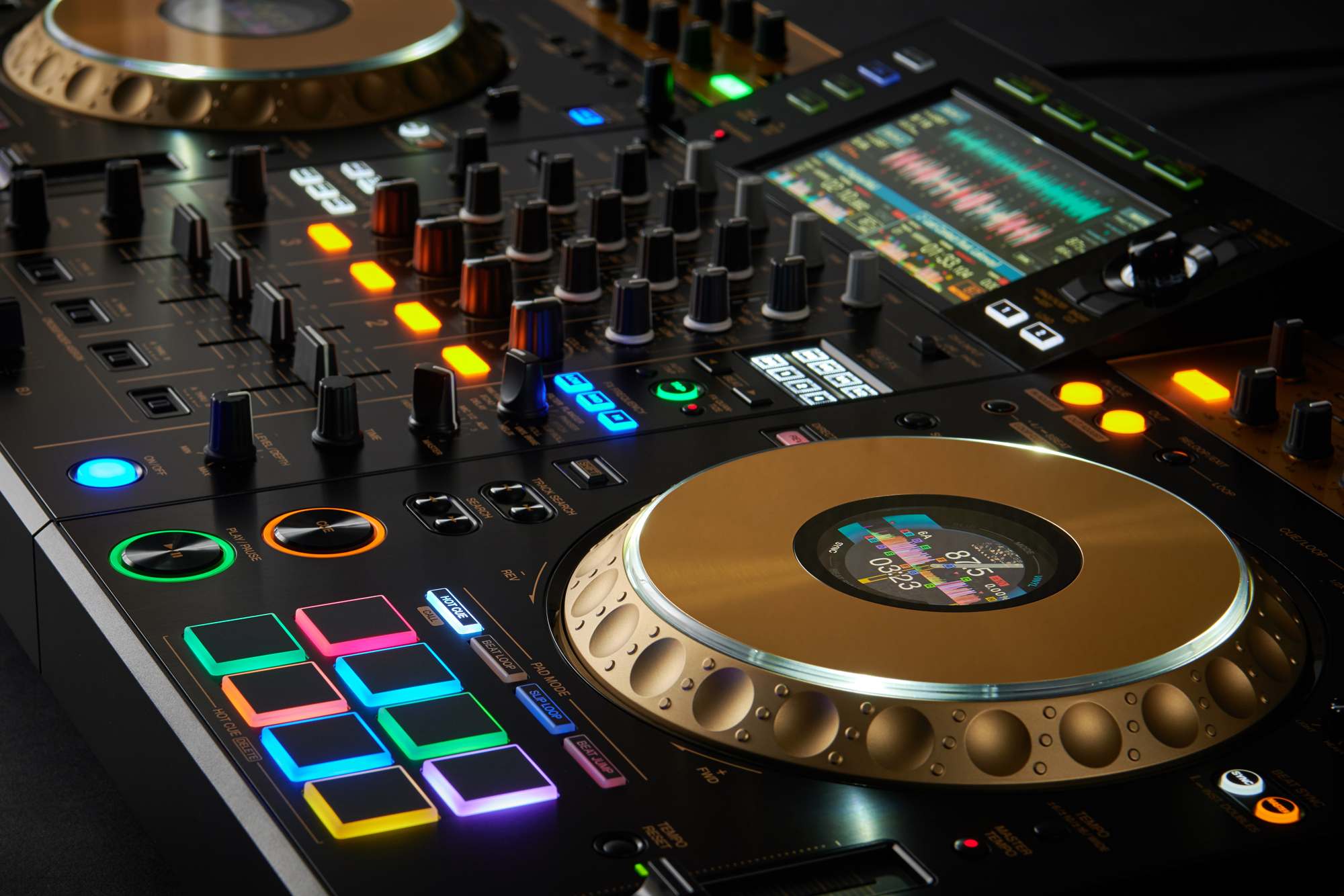 新色の夏。日本の夏。Pioneer DJ新色3機種の画像を見よう。 | DJ機材