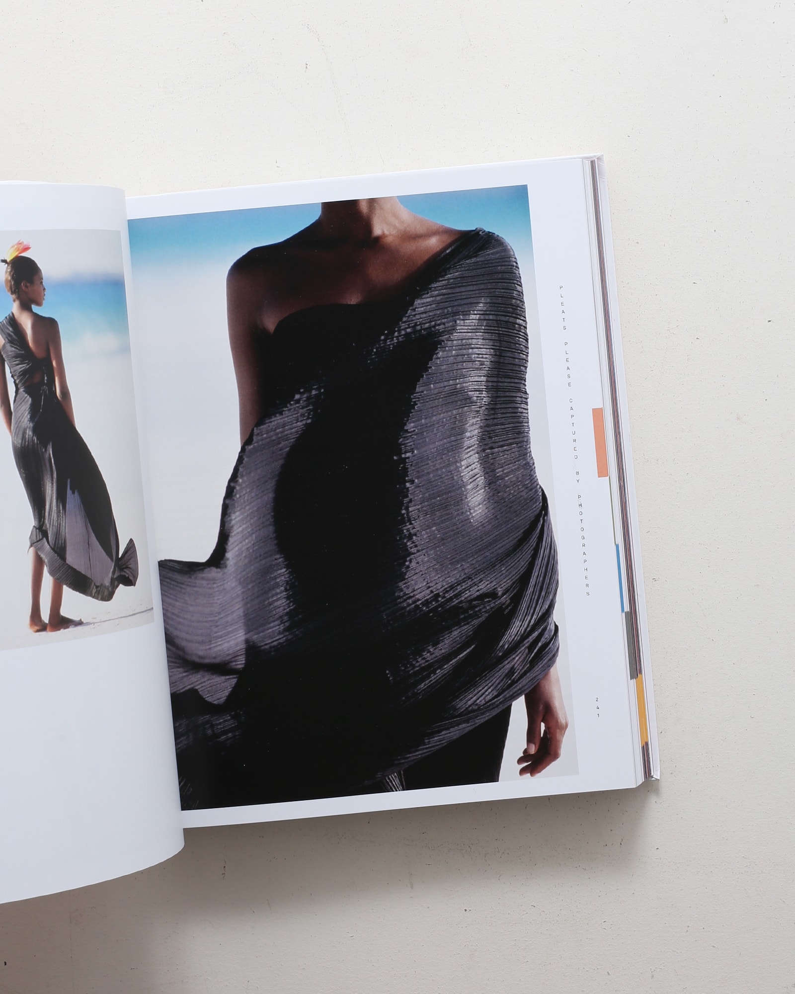 Issey Miyake: Pleats Please | Taschen | nostos books ノストスブックス
