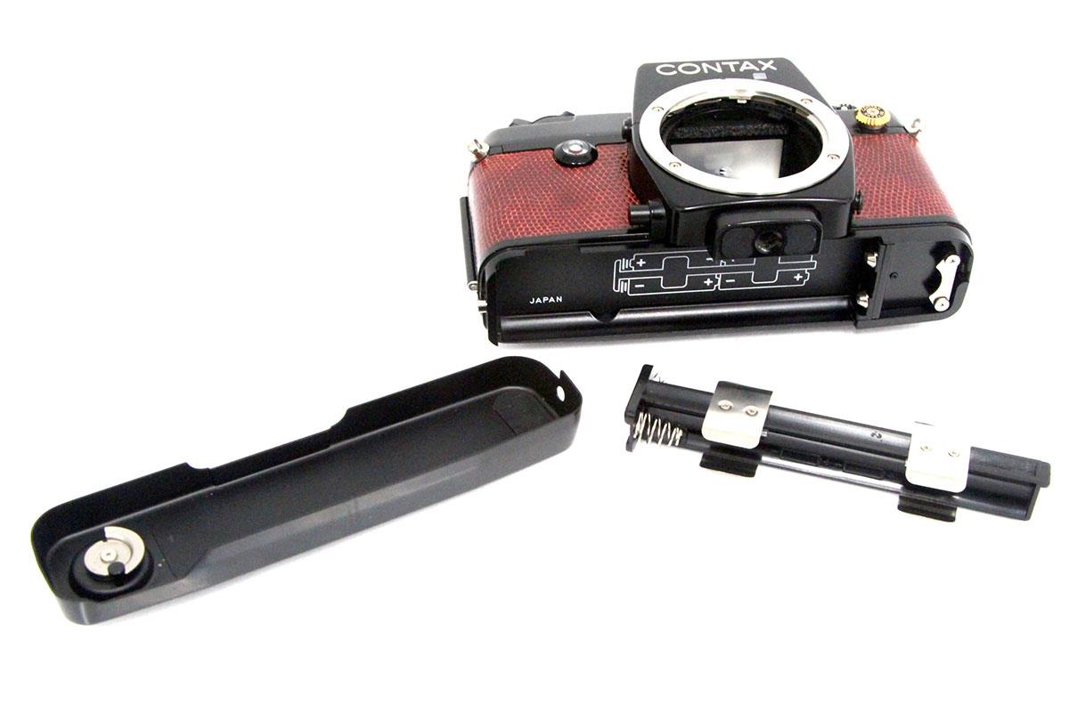 137 MD QUARTZ ボディ 50周年記念モデル γA6062-3U1B | コンタックス