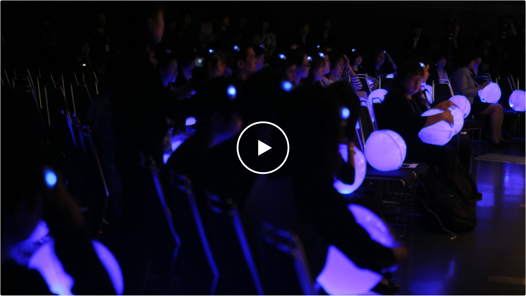 耳で聴かない音楽会 アートディレクション（） | SEESAW