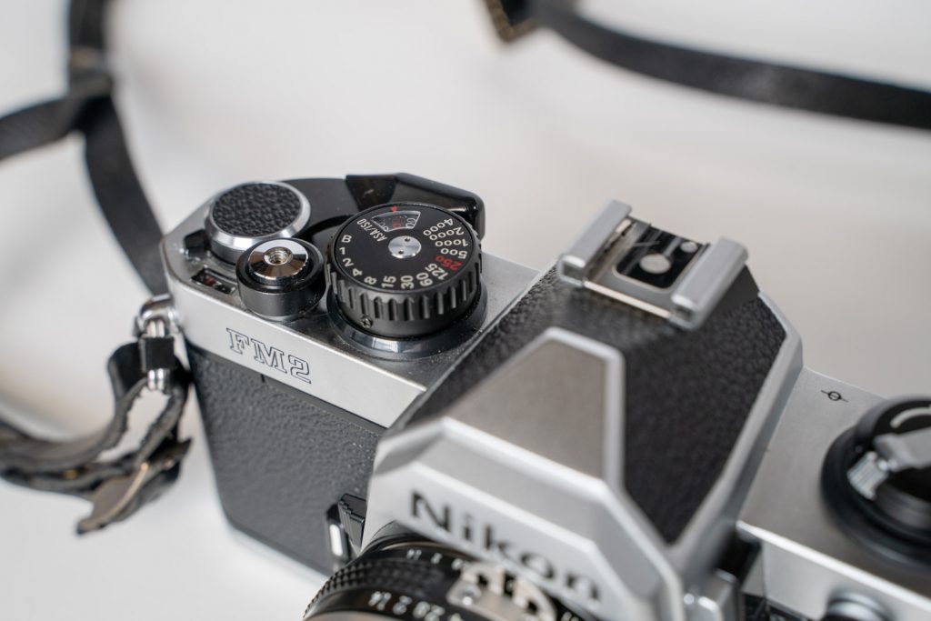フィルムカメラ「Nikon NewFM2」は初心者向けでもあり、完成形でもある