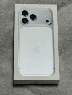 m49403284619_1.jpg?1758716142