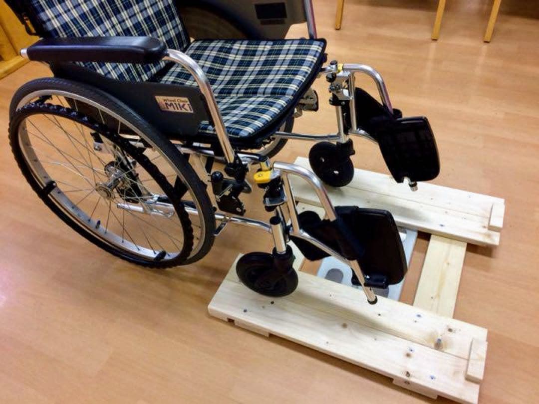 介護、グループホーム必見 車椅子用体重計　 送料無料 介護 グループホーム必見 車椅子用体重計セット 送料無料｜Yahoo