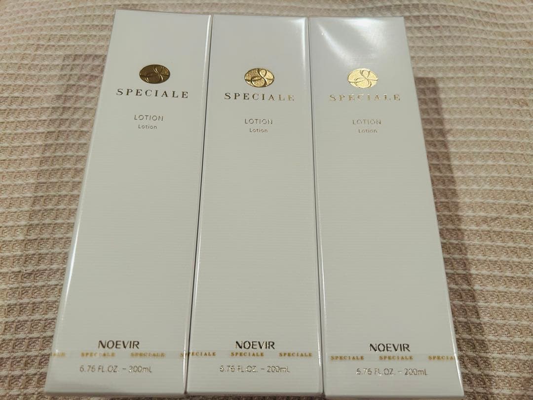 ノエビア　スペチアーレ　薬用ローション　3本セット　今だけプレゼント付き SPECIALE ノエビア化粧品 スペチアーレ ローション 化粧水 薬用 200ml