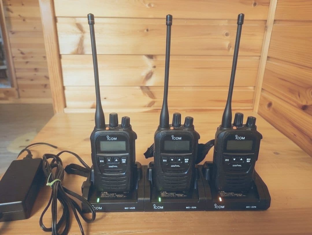 ICOM IC-DU75 トランシーバー 3台セット IC-DU75 | 業務用無線機・トランシーバーのことならe-無線