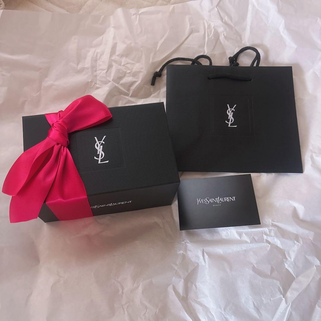 新品未使用】YSL リブレオーデパルファムフローラル 50ml 正規品プレゼント YSL】「リブレ オーデパルファム フローラル」の香りを体験できる