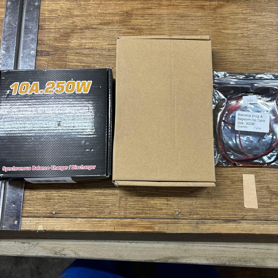 THUNDER 10A 250W ミニ四駆充電器 電源 ケーブルセット - メルカリ