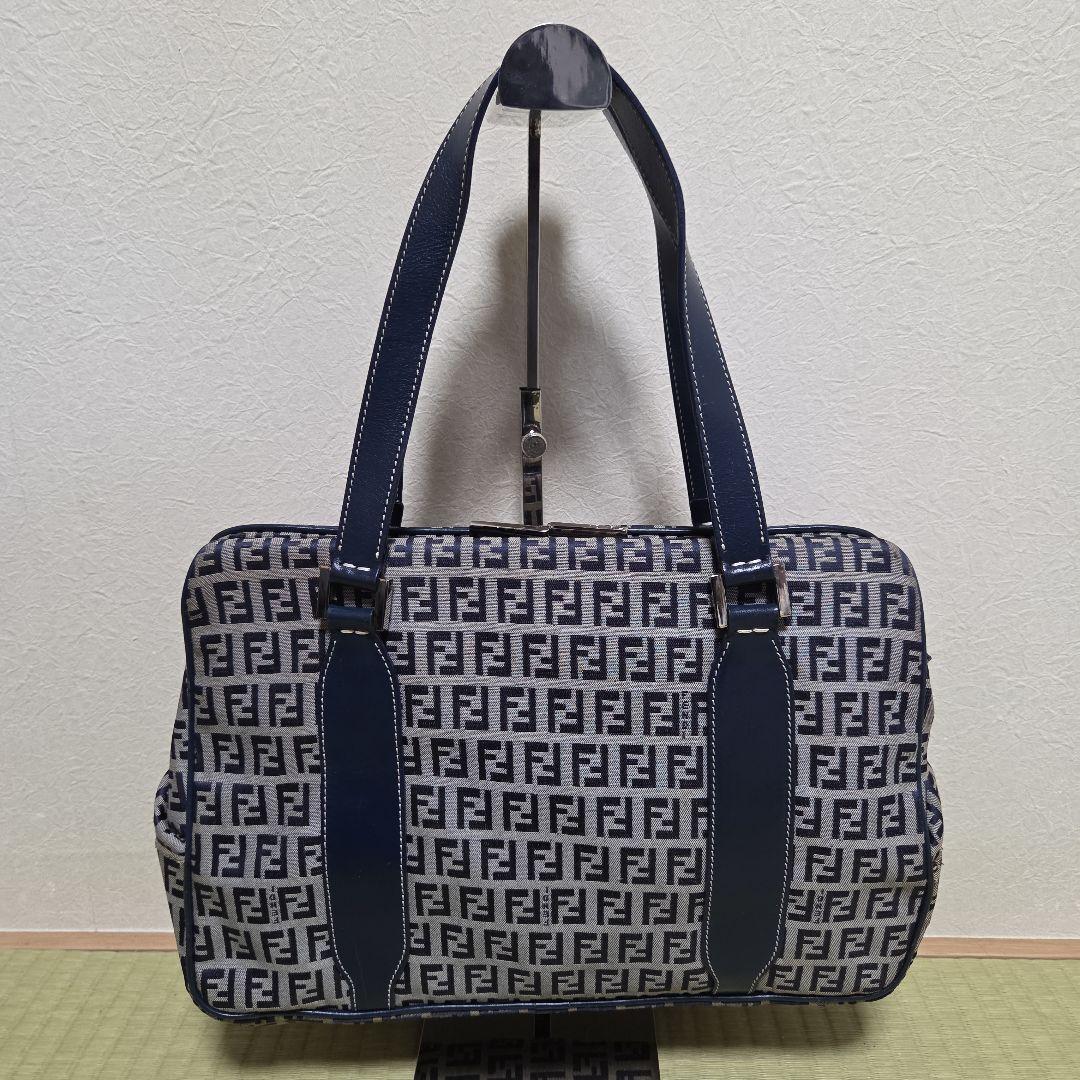 FENDI ズッキーニ ネイビー がま口　 ハンドバッグ マンマバケット FENDI フェンディ ズッキーノ マンマバケット ミニバッグの買取実績