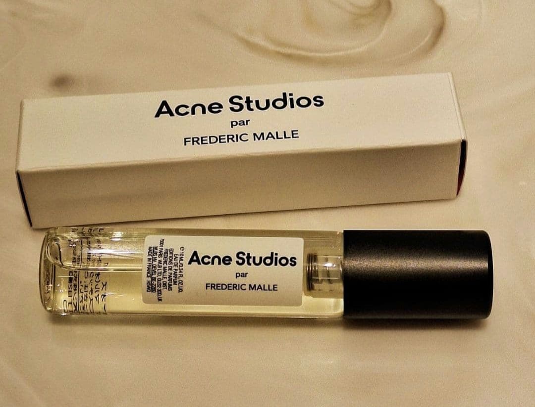 FREDERIC MALLE（フレデリック マル）アクネ　ストゥディオズ　パー 公式】アクネ ストゥディオズ パー フレデリック マル｜フレデリック