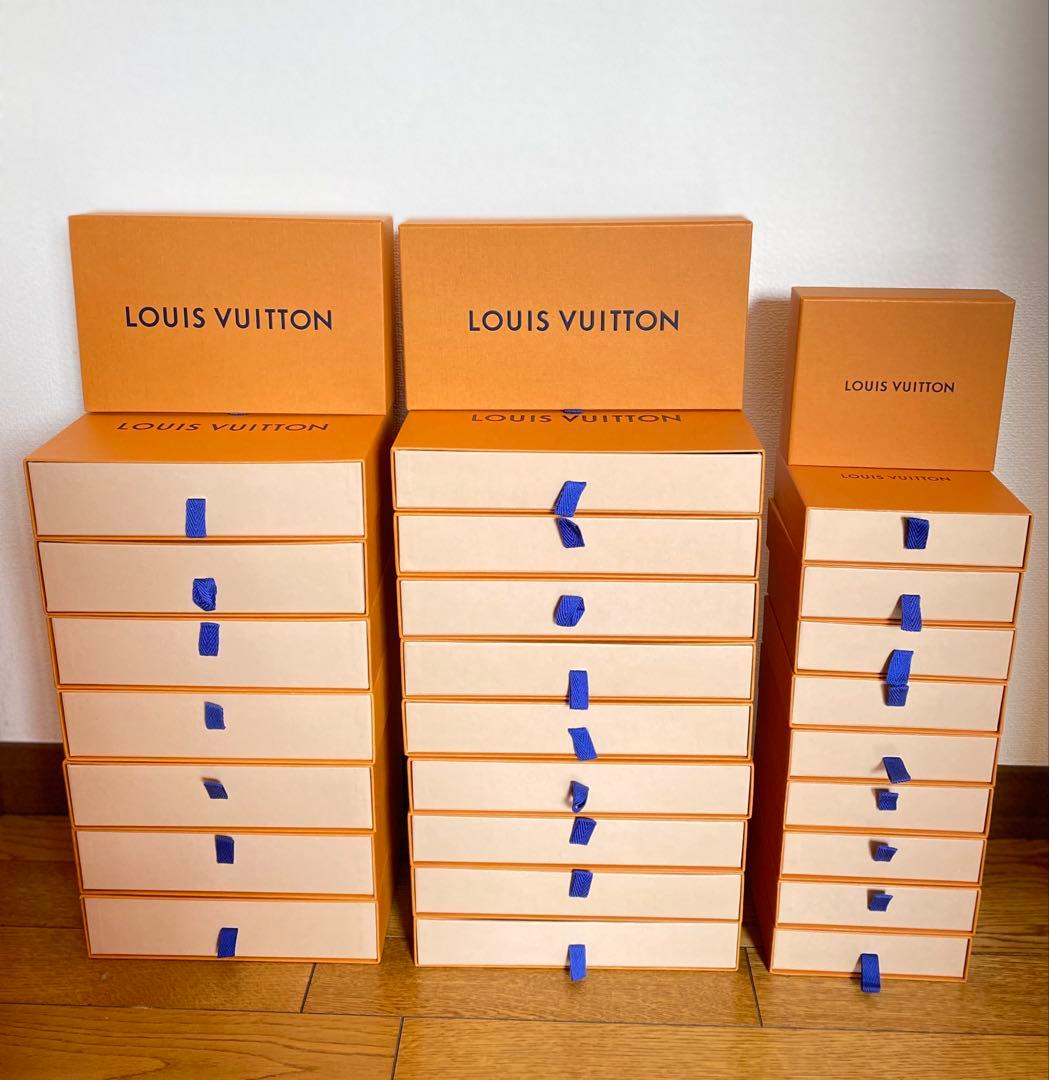 LOUIS VUITTON 箱 新品 未使用 3種類 28個セット 2026年最新】3点 ルイヴィトンの人気アイテム - メルカリ