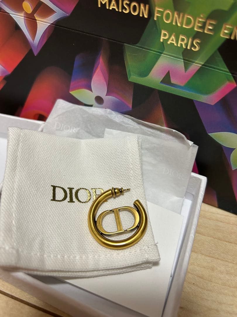 Dior ゴールドフープピアス 楽天市場】美品 ディオール Dior パール フープピアス ゴールド