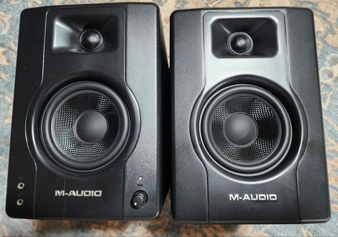 M-AUDIO BX4 スピーカー M-Audio BX4 BT 4.5インチモニタースピーカーで実現する高音質