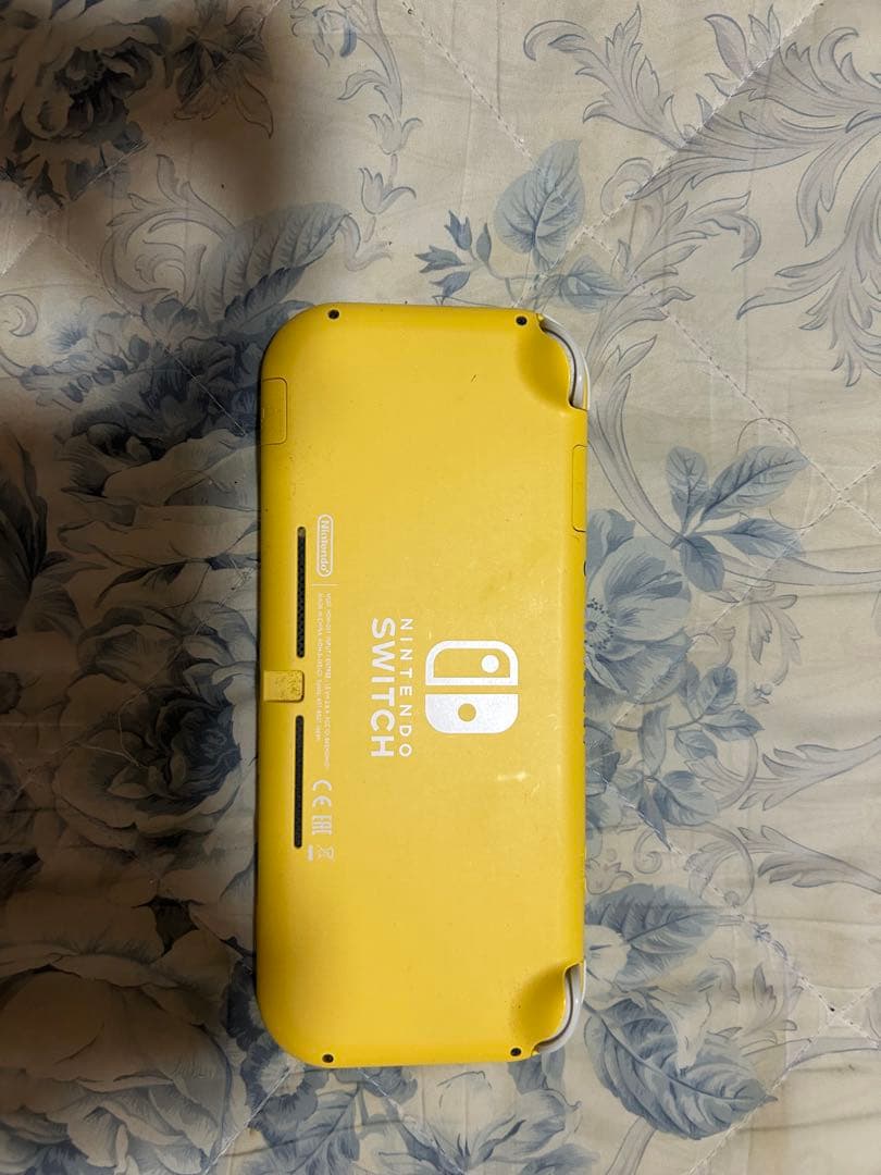 合馬公式アカウントNintendo Switch Lite イエロー Amazon.co.jp: Nintendo Switch Lite コンソール 32GBシステム 内蔵
