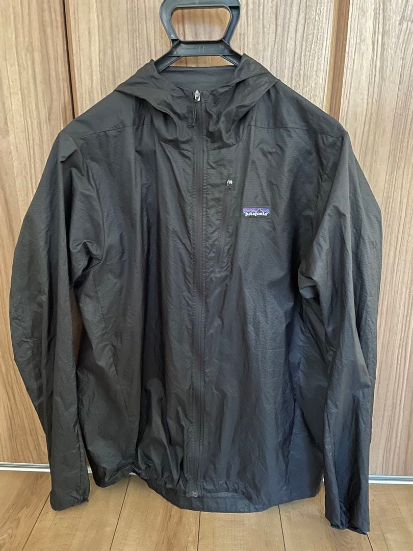 patagonia フーディニジャケットLサイズ patagonia パタゴニア フーディニジャケット メンズ レビュー | SUNDAY