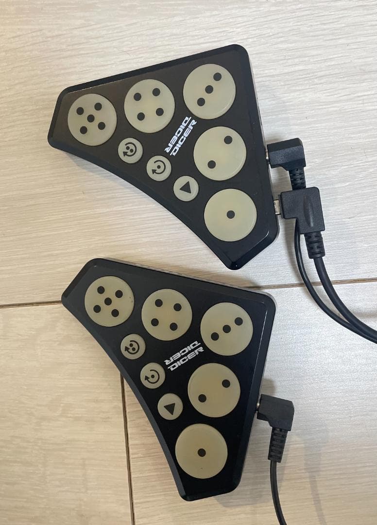 DJ機材 Novation Dicer DJ Cue Point and Looping Novation Dicer DJ Cue Point and Looping Controller | Guitar Center