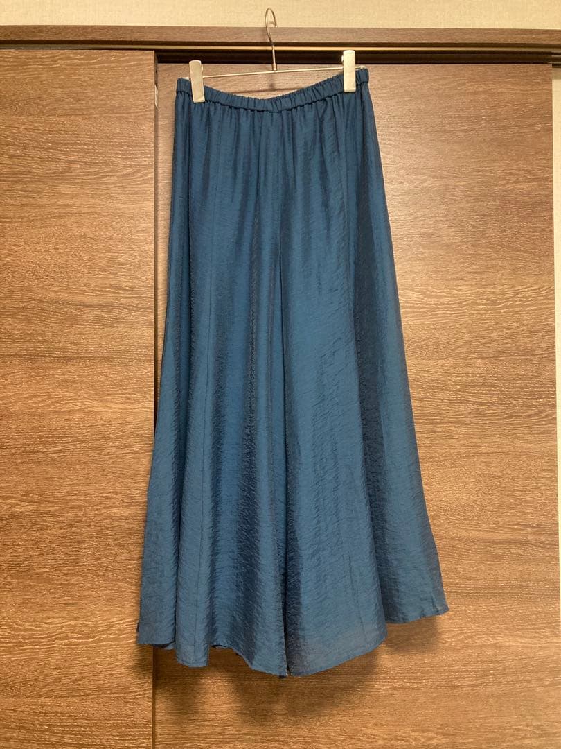 新品　タグ付き　シビラ　ガウチョパンツ　ブルー　M 新品 タグ付き シビラ ガウチョパンツ ブルー M