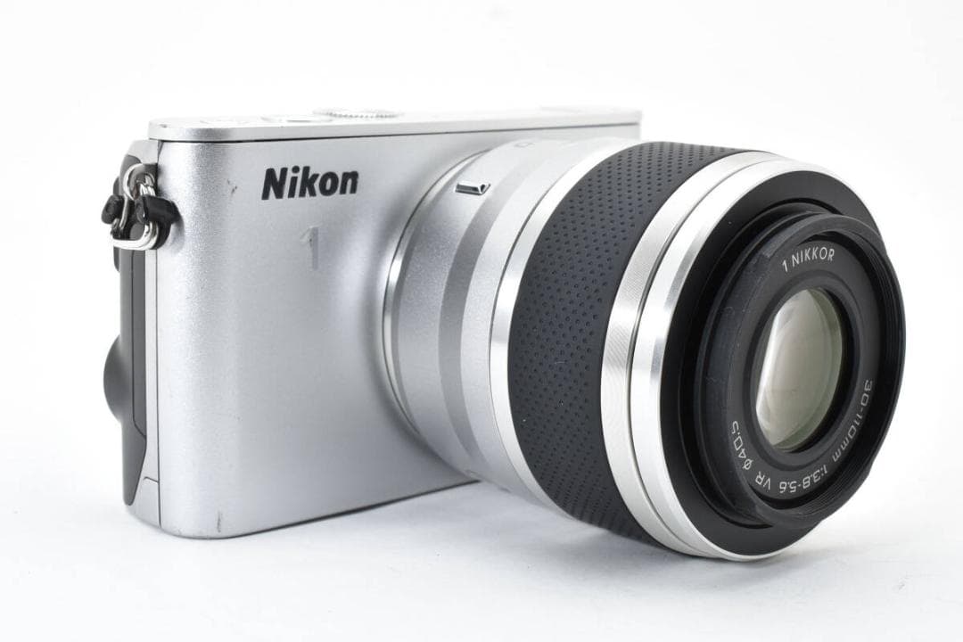 ☆極上品☆ショット数5902回☆ニコン 1 J3 シルバー 1 #586