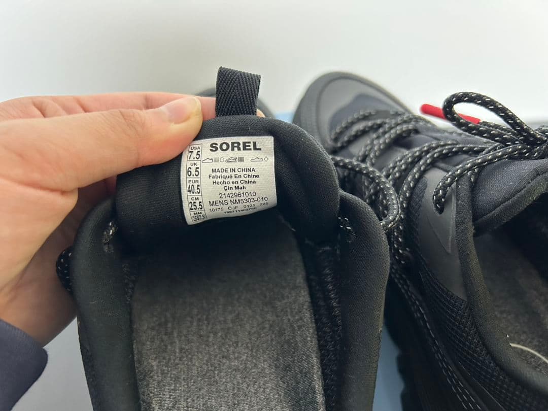 お買い得！美品新作✨ SOREL コールサインホライゾンロウ - メルカリ