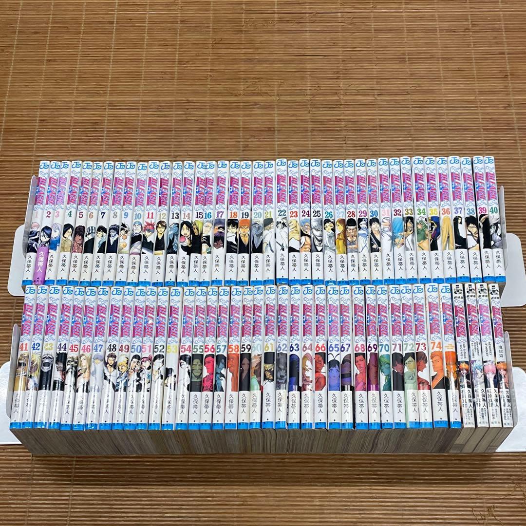 【全巻セット】BLEACH　ブリーチ　全74巻　久保帯人　関連本5冊　合計79冊 Amazon.co.jp: BLEACH ブリーチ コミック 全74巻 完結セット