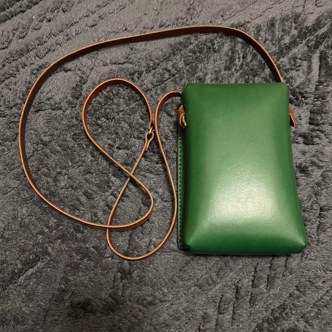 HERZ サポーネポシェット ボトルグリーン スマホショルダーとしておすすめの本革レザーポシェット / 革鞄のHERZ