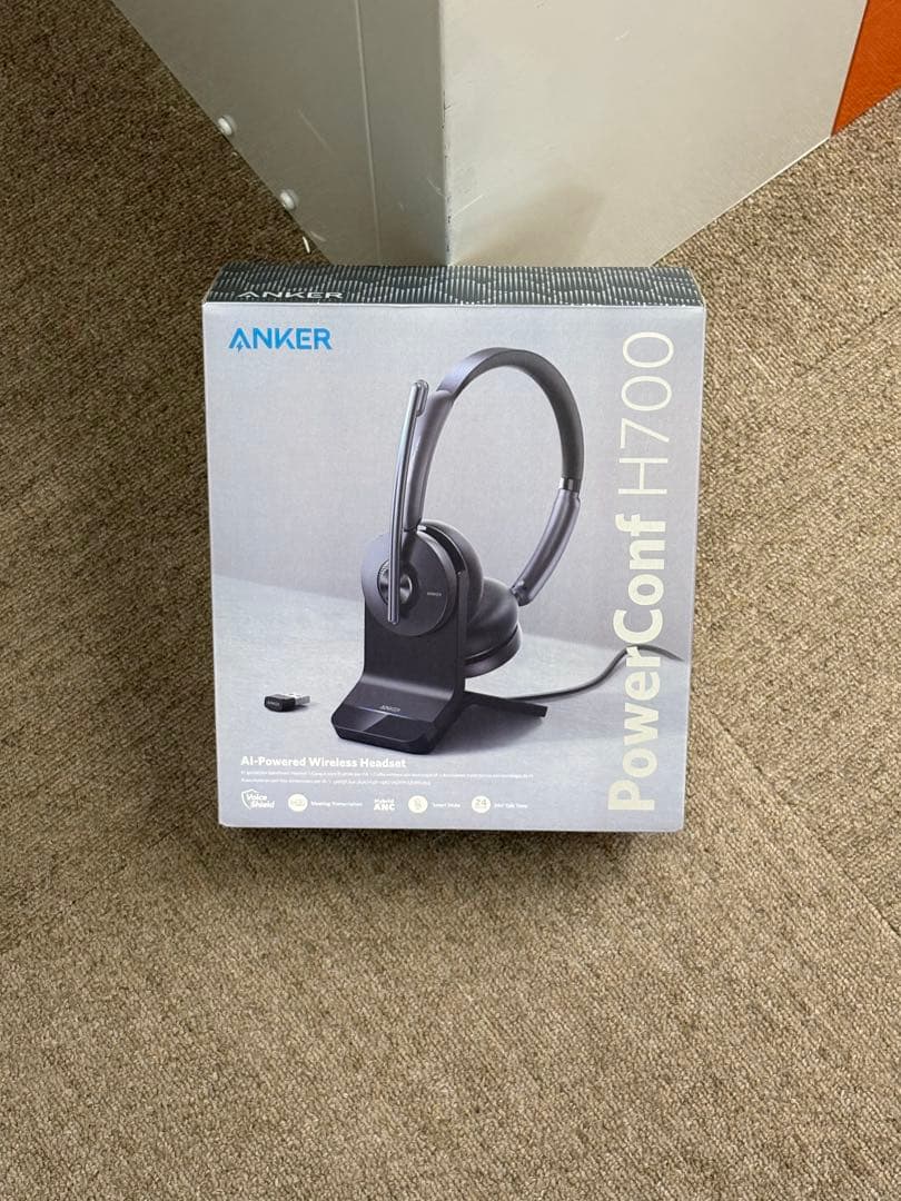 【美品】Anker PowerConf H700 スタンド・アダプタ付き 純正品 Amazon.co.jp: Anker PowerConf H700（ワイヤレスヘッドセット