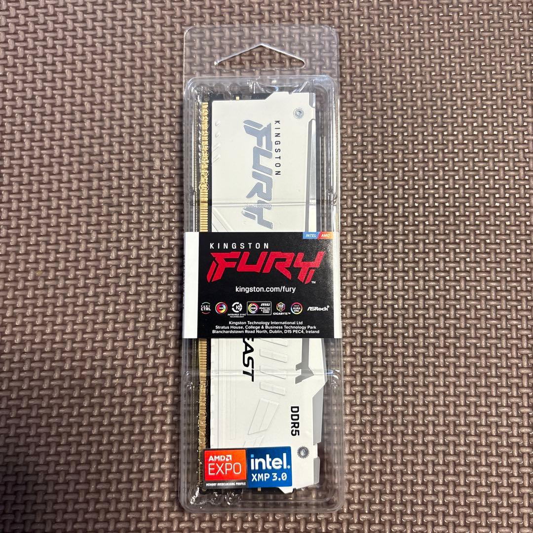 Kingston KF564C32BWEA-16　キングストン　メモリ Kingston KF564C32BWEA-16 FURY Beast DDR5 RGB 288pin DDR5-6400 CL32