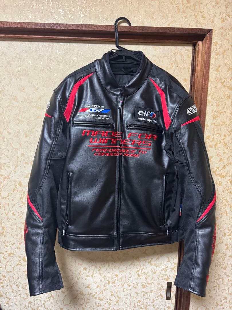『サッキーさん専用です』美品！！elf レザー バイクジャケット Lサイズ elf（エルフ） EJ-W120 エヴォルツィオーネPUレザージャケット レッド