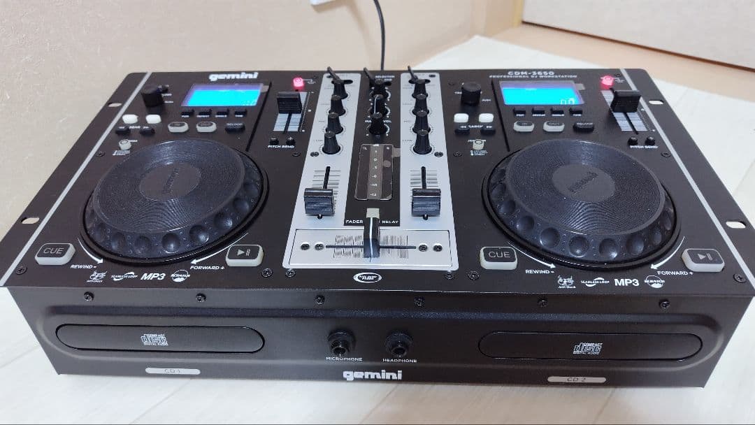 gemini DJ CD MIXING CONSOLE CDM−3650 cdm3650.jpg
