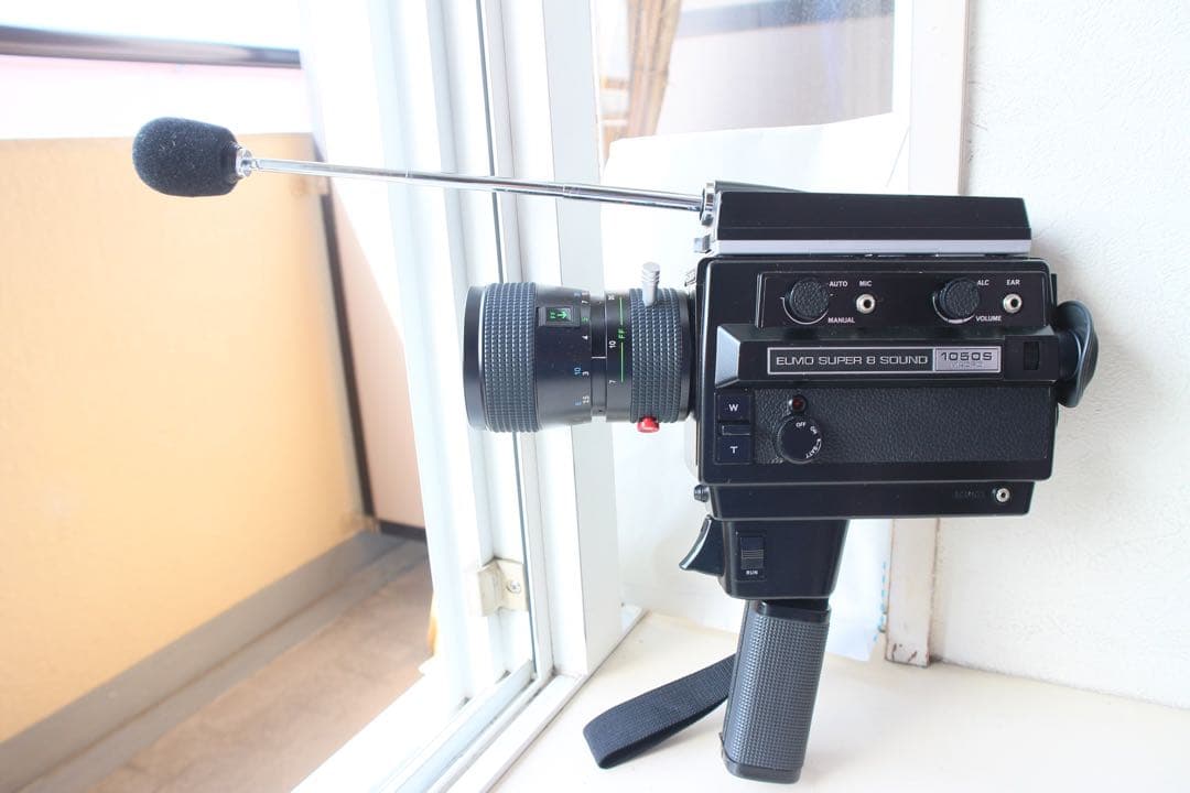 8mmフィルムカメラ ELMO SUPER8 SOUND 1050S 実写確認済 - メルカリ
