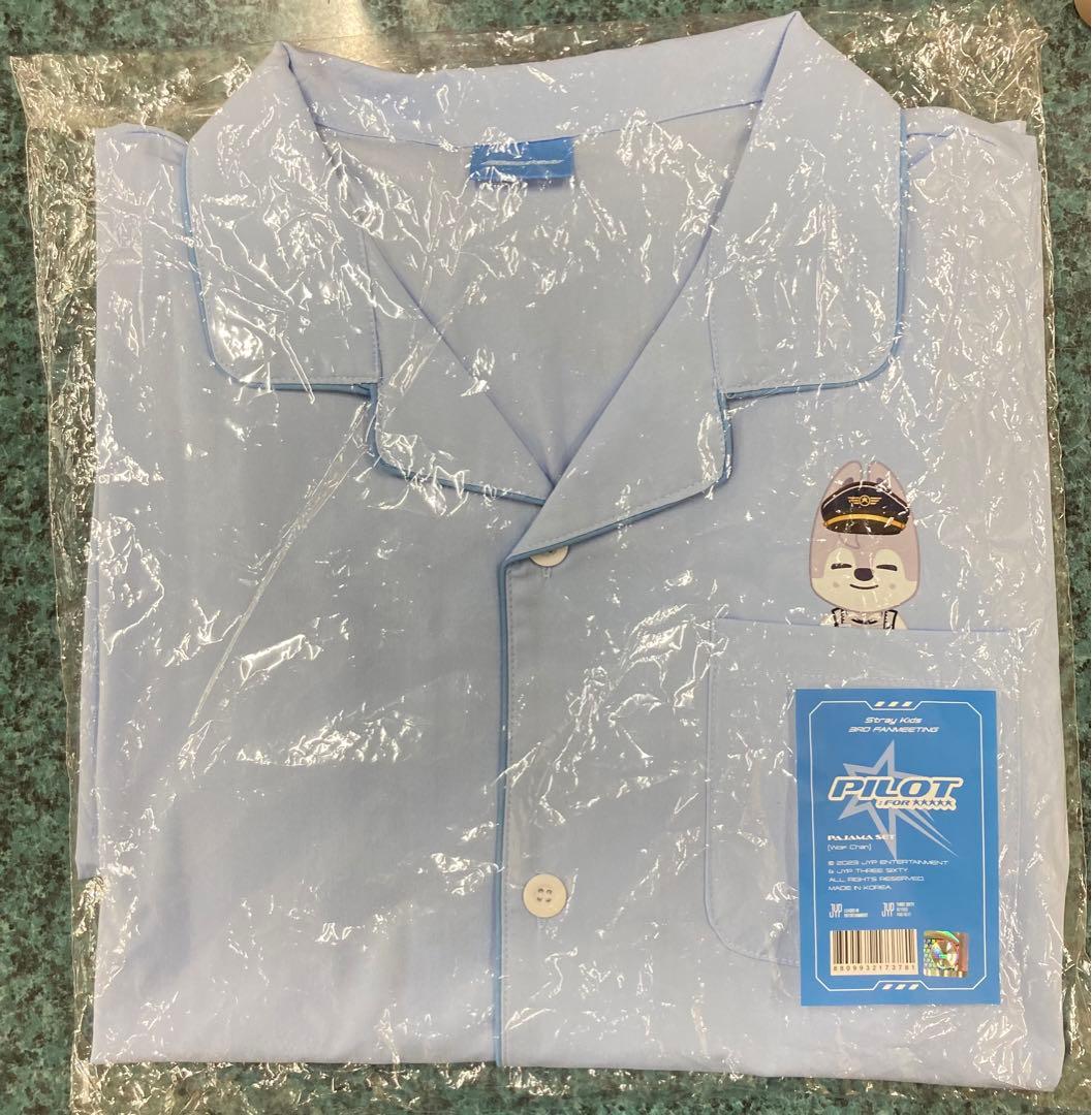 【新品】Stray Kids ウルフチャンパジャマ&PILOTウルフチャンセット Stray Kids - スキズ バンチャン ウルフチャン MAGIC SCHOOL IDフォト