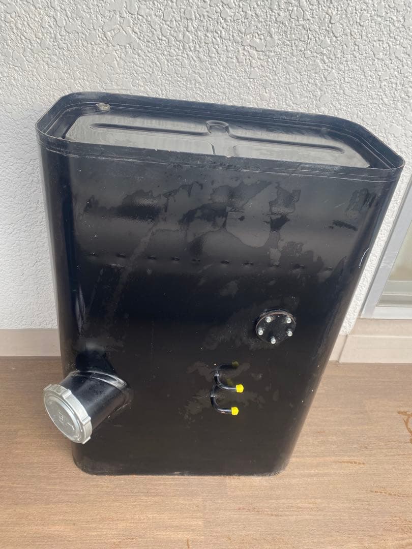 【HRK648】【未使用美品】YSスチール燃料タンク100L 2個セット トラック100L～400L燃料タンク YOKOSYA【公式サイト】横山車輌部品商会