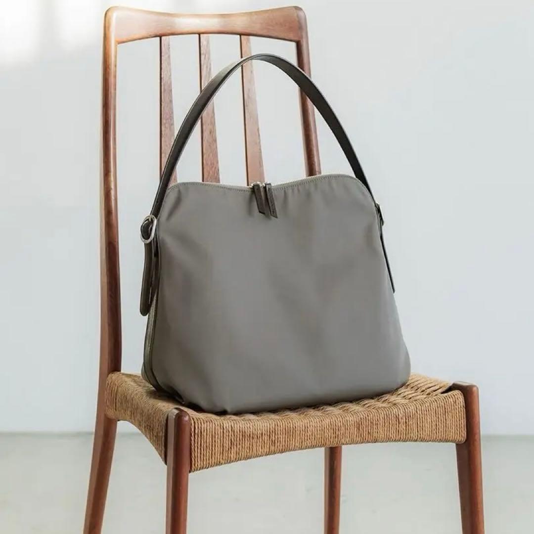crewre ナイロンレザーショルダーバッグ mocha gray 1487B1942_magnet_small_chelsea