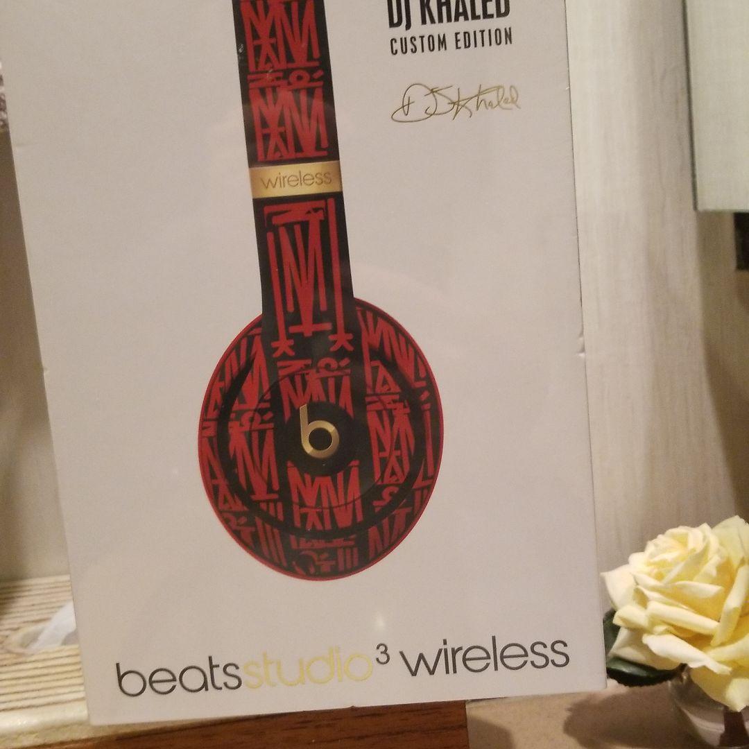 Beats × DJ khaled Beats by Dr. Dre // DJ Khaled Customs — Chris Thompson