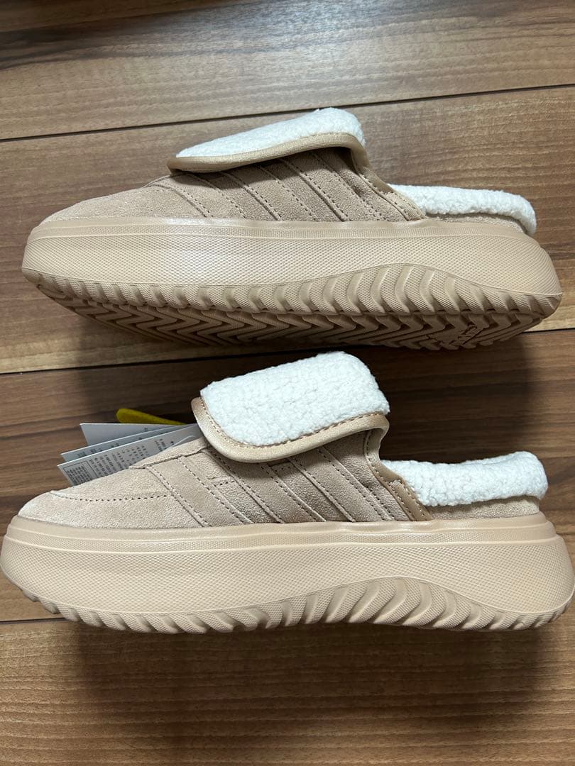 アディダス adidas ボアミュール 23.5 新品 - メルカリ