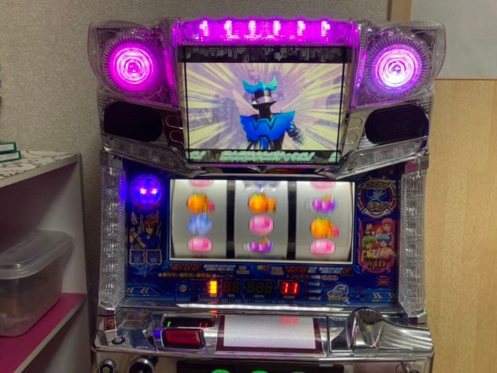 ウイングマン・メダル不要機付セット【スロット】【パチスロ】【中古