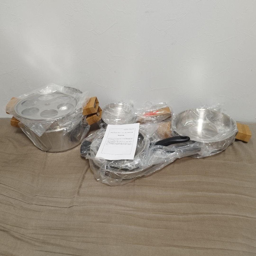 【未使用品】Amway クイーン クックウェア 17ピースセット 楽天市場】【新品】アムウェイ 24ピース クィーン クック 鍋 24ピース