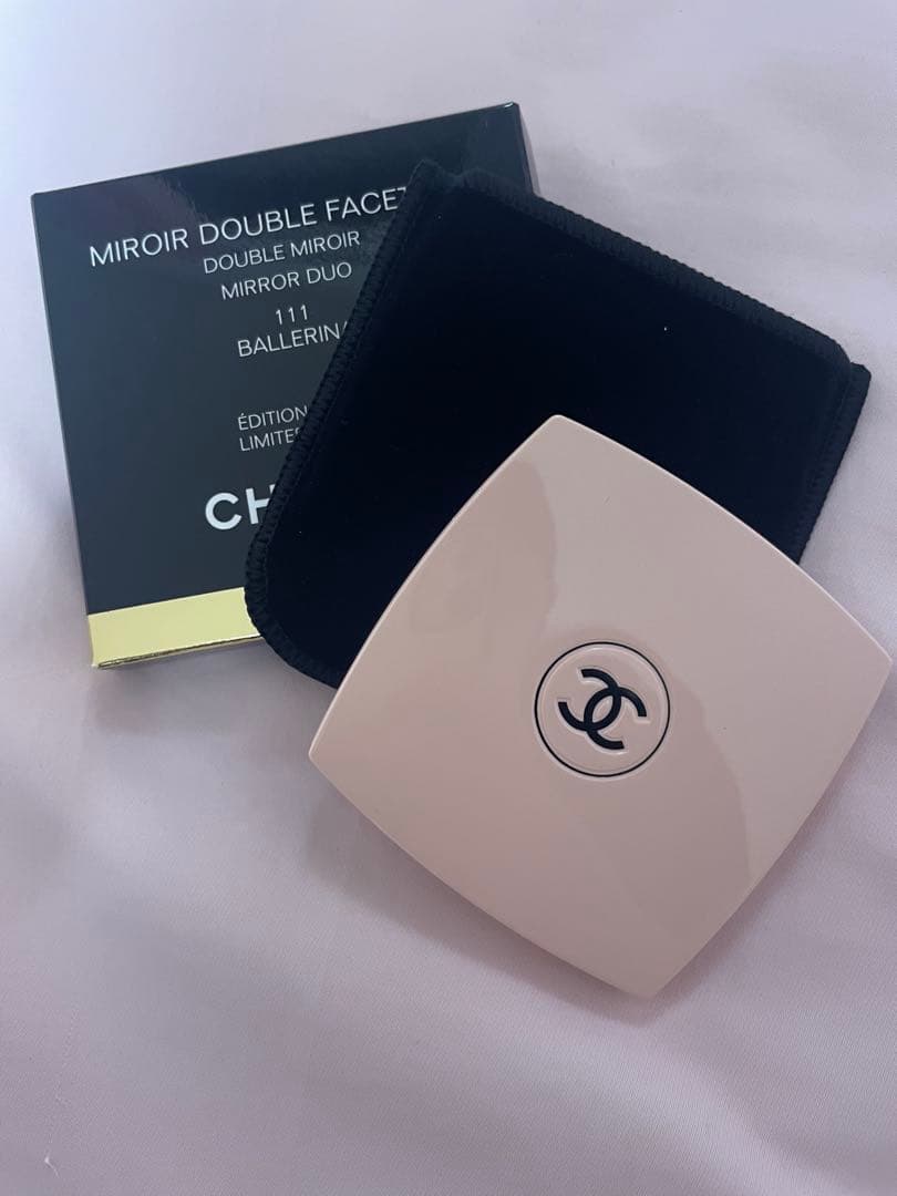 シャネル ミラー 111 バレリーナ 限定品☆送料無料【CHANEL】カラーコード ミラー 111 バレリーナ