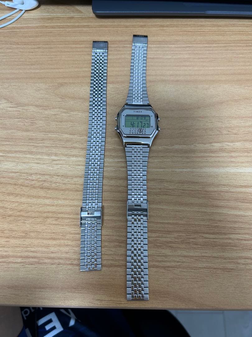 TIMEX Maison Margiela mm6 時計 シルバー マルジェラ - メルカリ