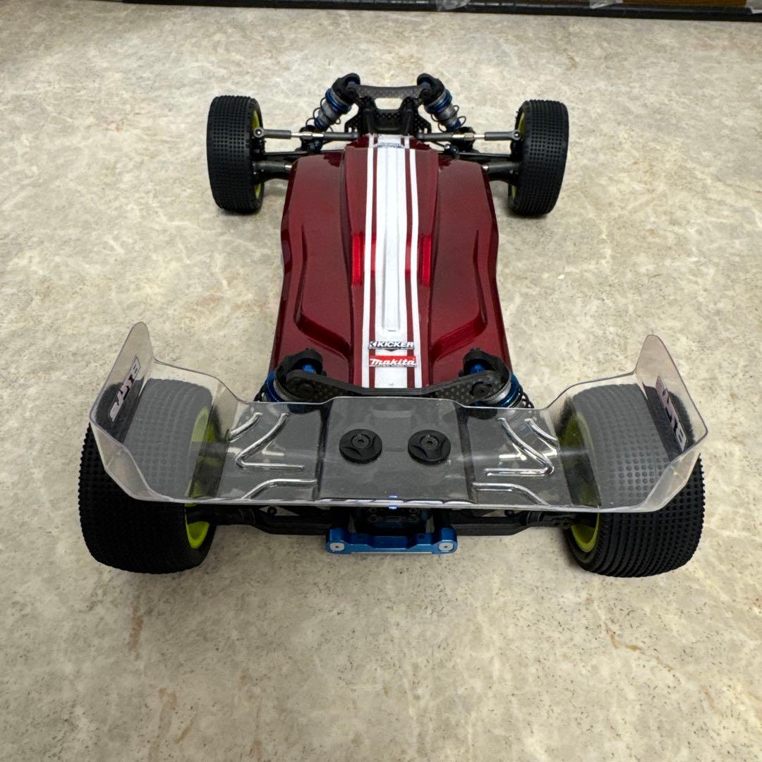 アソシエイテッド RC10 B74.2 CE (組立メカ搭載済み) - メルカリ