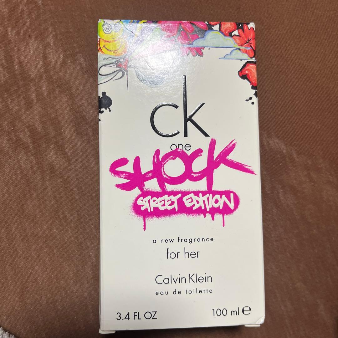 廃盤　CK One Shock Street Edition 100ml Amazon.co.jp: CK ONEショックヒム ストリートエディションEDT100ml