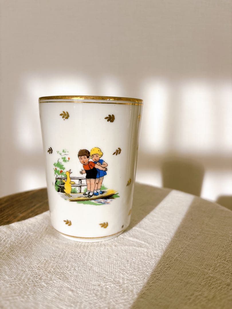 フランスアンティーク　Limoges enfants・カップ フランスアンティーク Limoges enfants・カップ