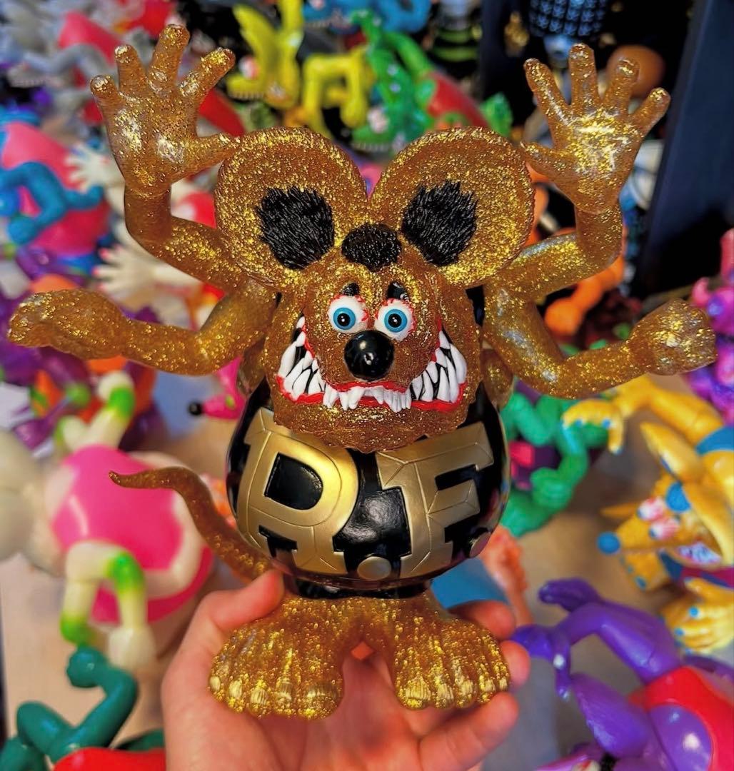 On_ink 15  MxMxM × BlackBooktoy Magical Mosh Misfits Exclusive SKUM-kun by Suicidal Tendencies x