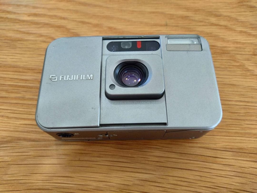 FUJIFILM Fujifilm mini TIARA フィルムカメラ The Sardine Tiara - Initial thoughts on the Fujifilm DL Super Mini