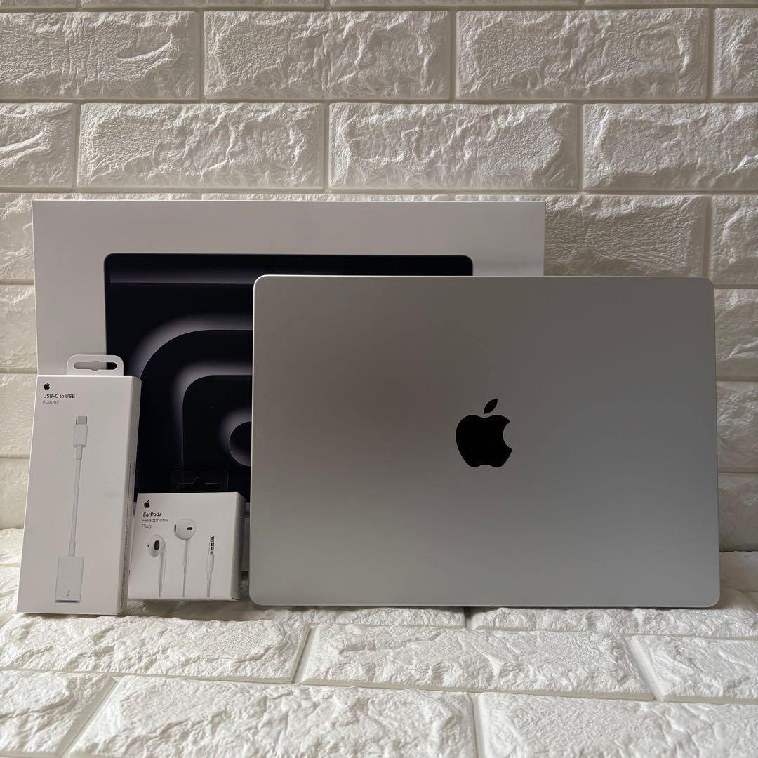 ほぼ未使用　MacBook Pro 14インチ M4 16GB 1TB おまけ有 Apple 14