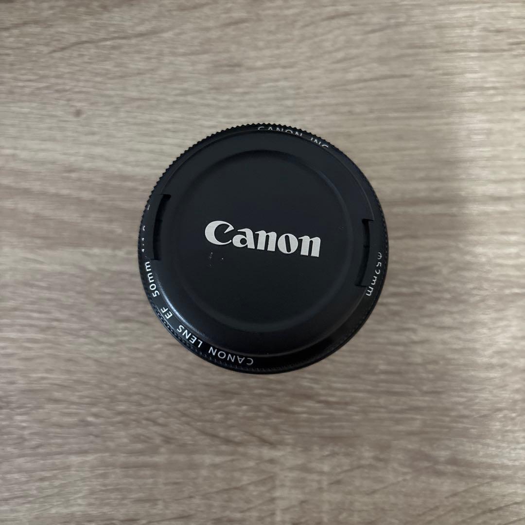 Canon EF 50mm f/1.8 レンズ Canon EF 50mm f/1.8 STM: Reviews & Tests