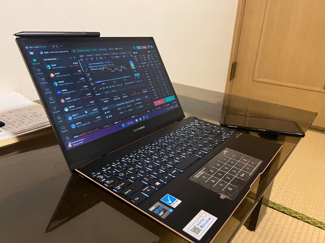 Windowsノート本体 ASUS ZenBook Flip S UX371E 2in1 ASUS ZenBook Flip S UX371EA UX371EA-HL003TS 価格比較 - 価格.com