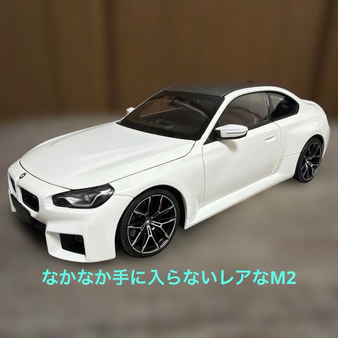 1/18  M2 ダイキャスト 液晶ダイキャストモデル 1/18 スケールランドクルーザー LC300 ZX SUV